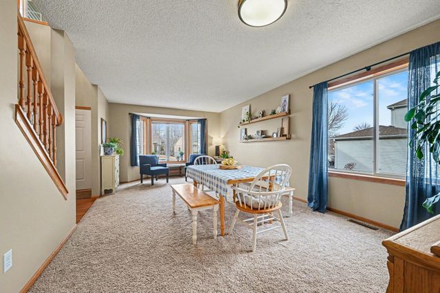 7625 Teal Road, Woodbury, MN 55125