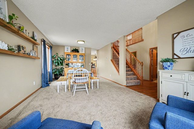 7625 Teal Road, Woodbury, MN 55125