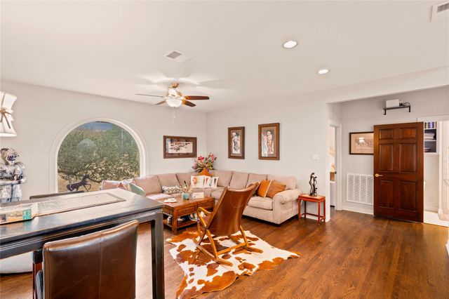 5229 Hupedo Ranch RD, Spicewood, TX 78669