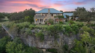 5229 Hupedo Ranch RD, Spicewood, TX 78669