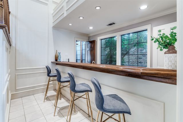 7155 Helsem Bend, Dallas, TX 75230