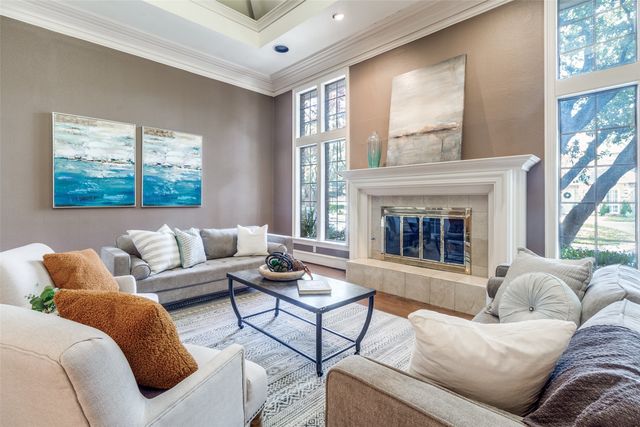 7155 Helsem Bend, Dallas, TX 75230