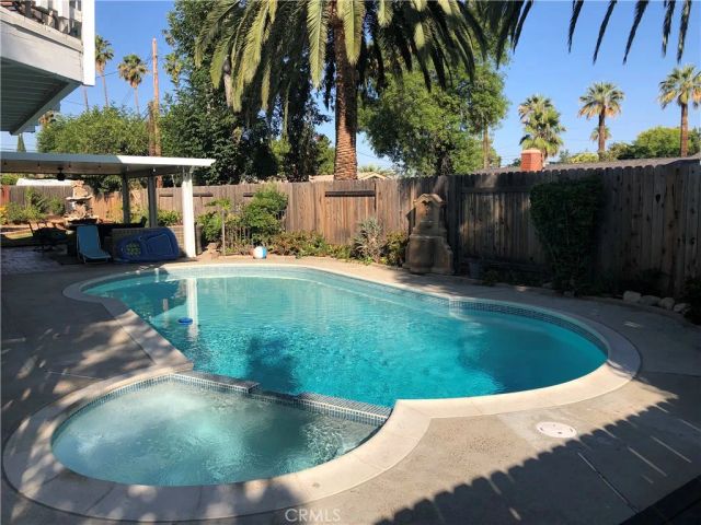 808 Orchard Drive B, Redlands, CA 92374