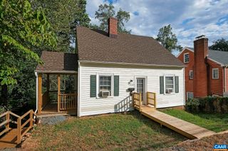 1904 Stadium Rd # A, Charlottesville, VA 22903