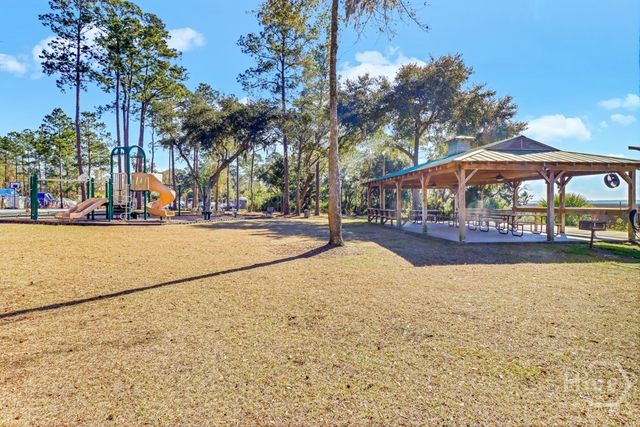 114 Egrets Way Lane, Richmond Hill, GA 31324