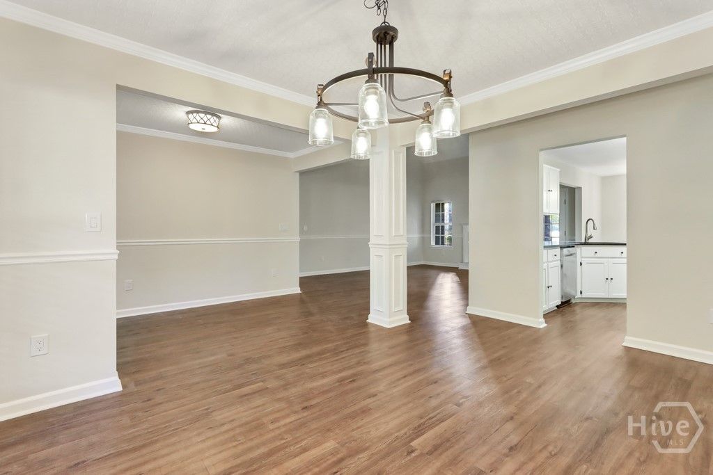 Image 10 of property listing at 114 Egrets Way Lane, Richmond Hill, GA 31324
