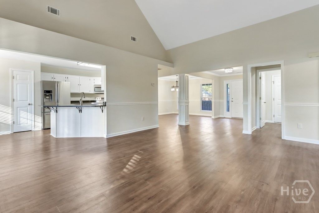 Image 13 of property listing at 114 Egrets Way Lane, Richmond Hill, GA 31324