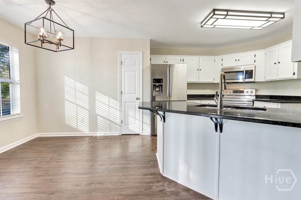 Image 15 of property listing at 114 Egrets Way Lane, Richmond Hill, GA 31324