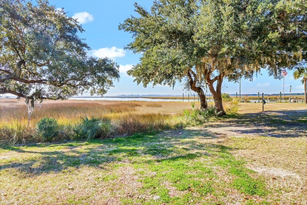 Image 49 of property listing at 114 Egrets Way Lane, Richmond Hill, GA 31324
