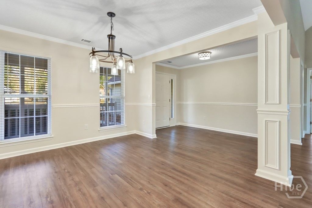 Image 9 of property listing at 114 Egrets Way Lane, Richmond Hill, GA 31324