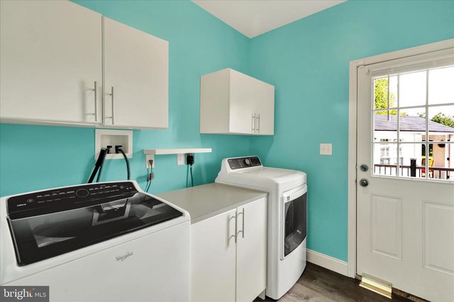 614 W PINE ST, Leesport, PA 19533