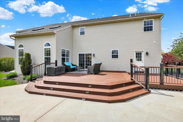 614 W PINE ST, Leesport, PA 19533