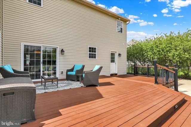 614 W PINE ST, Leesport, PA 19533