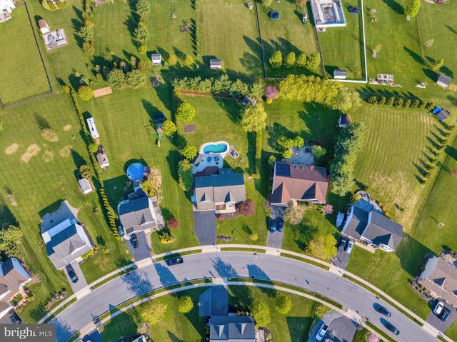 614 W PINE ST, Leesport, PA 19533