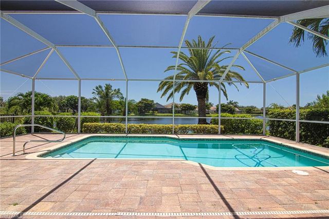 2534 Verdmont CT, Cape Coral, FL 33991