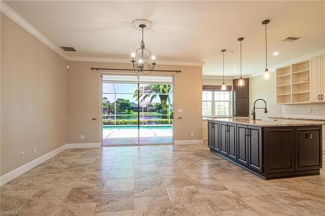 2534 Verdmont CT, Cape Coral, FL 33991