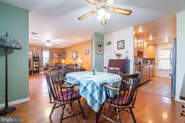 250 HUNTINGTON DR, Mountville, PA 17554