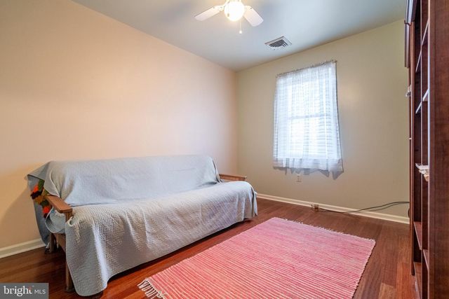 250 HUNTINGTON DR, Mountville, PA 17554