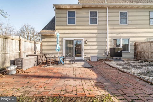 250 HUNTINGTON DR, Mountville, PA 17554