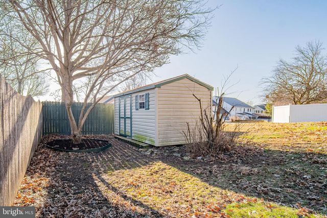 250 HUNTINGTON DR, Mountville, PA 17554