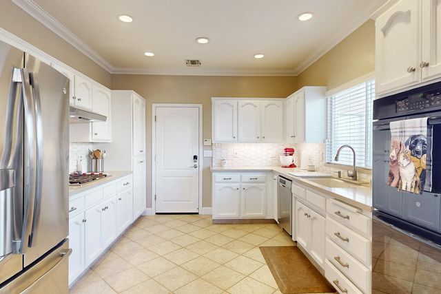 1707 Majorca Dr, Yuba City, CA 95993