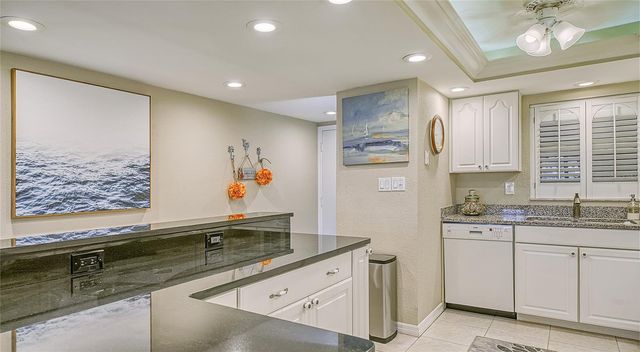 5600 BEACH WAY DRIVE 113, Sarasota, FL 34242