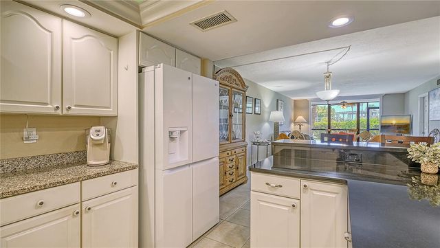 5600 BEACH WAY DRIVE 113, Sarasota, FL 34242