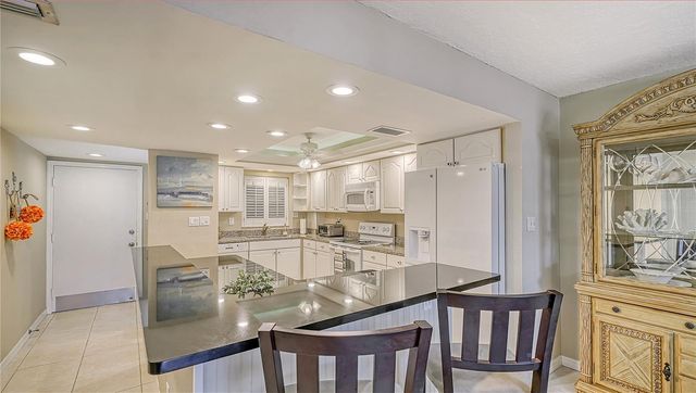 5600 BEACH WAY DRIVE 113, Sarasota, FL 34242