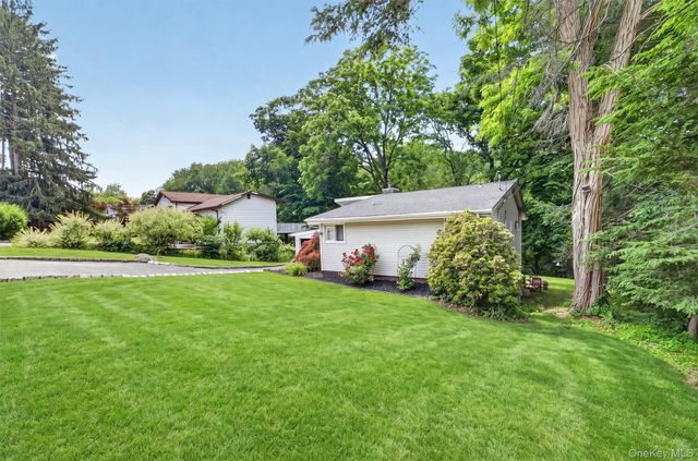 35 Wheeler Drive, Cortlandt Manor, NY 10567
