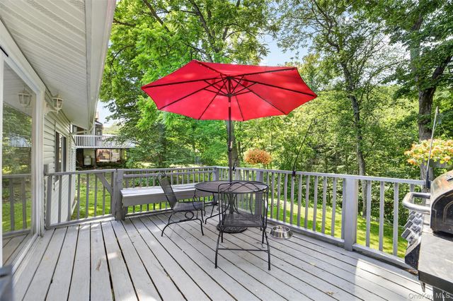 35 Wheeler Drive, Cortlandt Manor, NY 10567