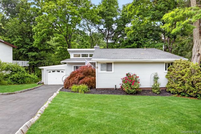 35 Wheeler Drive, Cortlandt Manor, NY 10567