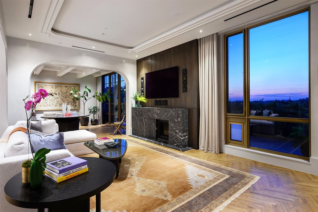 4205 Buena Vista Street 302, Dallas, TX 75205