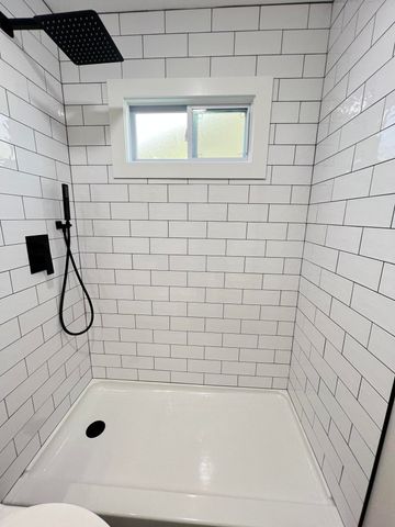 1023 Sutton Road, Adrian, MI 49221