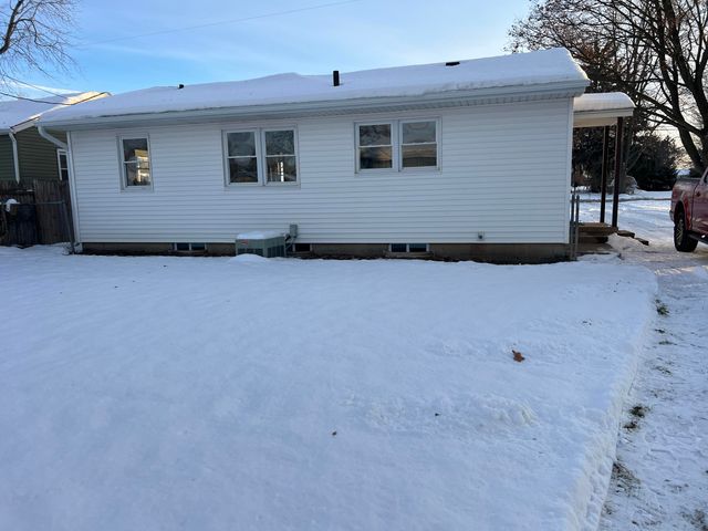 1023 Sutton Road, Adrian, MI 49221