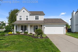931 S Parkwood Drive, South Lyon, MI 48178