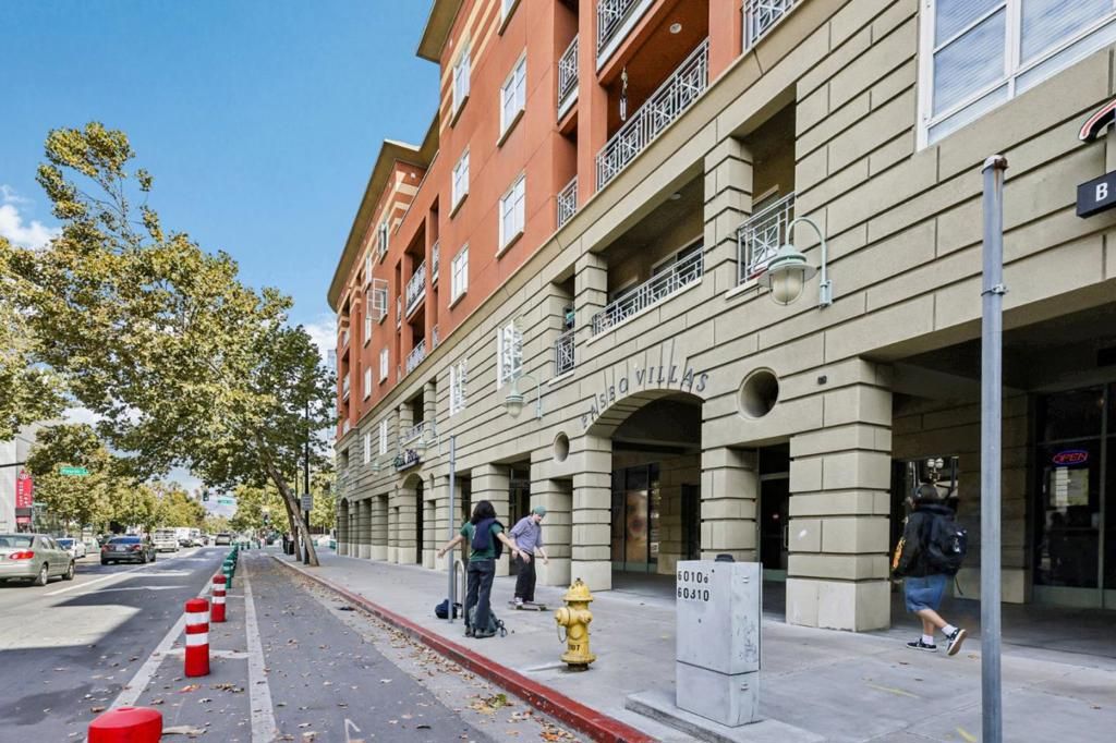 130 E San Fernando Street 23, San Jose, CA 95112