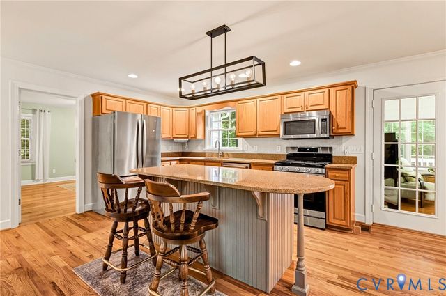 6009 Studley Woods Dr, Hanover, VA 23069