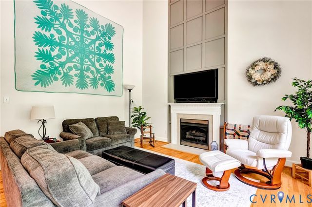 6009 Studley Woods Dr, Hanover, VA 23069
