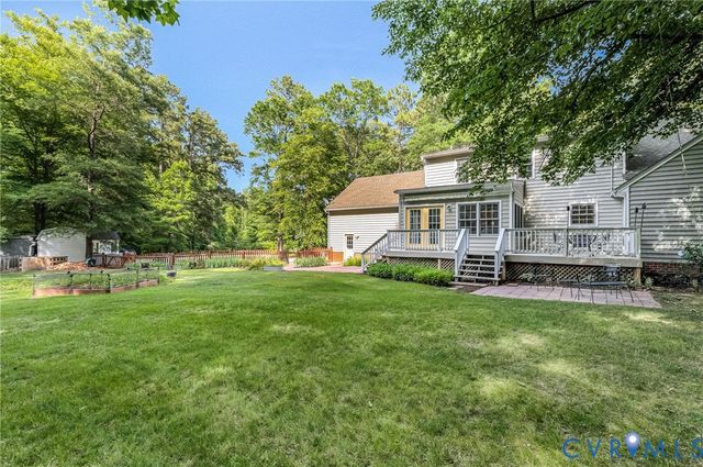 6009 Studley Woods Dr, Hanover, VA 23069