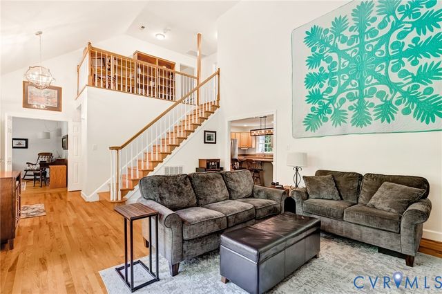 6009 Studley Woods Dr, Hanover, VA 23069