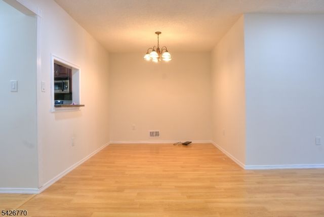8 Amethyst Way 8, Franklin Twp., NJ 08823