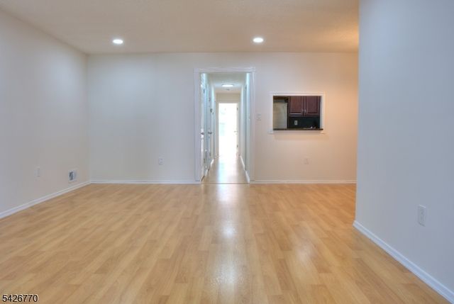 8 Amethyst Way 8, Franklin Twp., NJ 08823