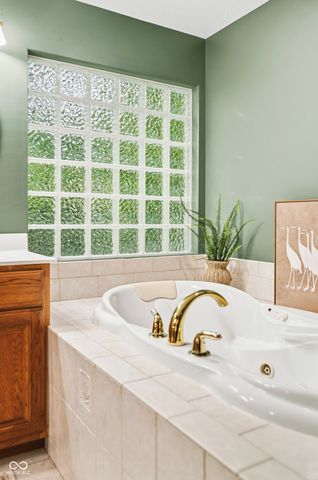 6012 Timberbend Drive, Avon, IN 46123