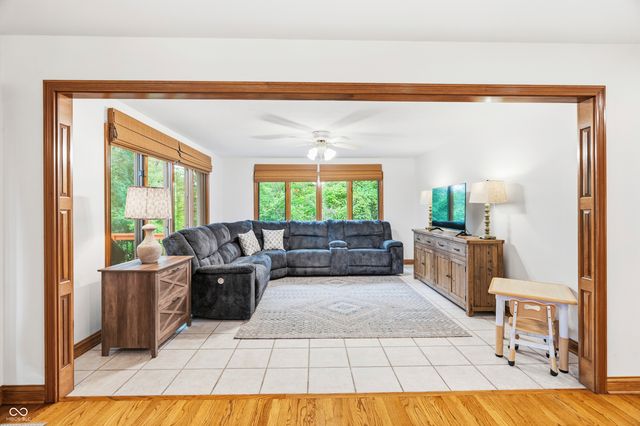 6012 Timberbend Drive, Avon, IN 46123