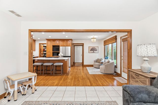 6012 Timberbend Drive, Avon, IN 46123