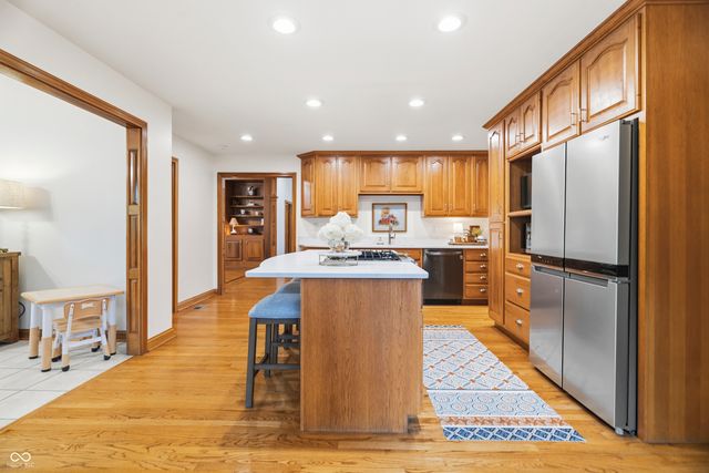 6012 Timberbend Drive, Avon, IN 46123