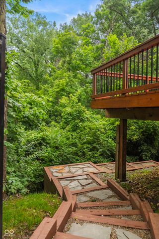 6012 Timberbend Drive, Avon, IN 46123
