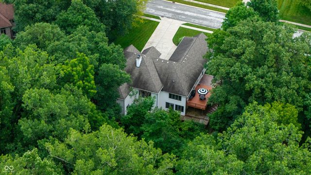 6012 Timberbend Drive, Avon, IN 46123