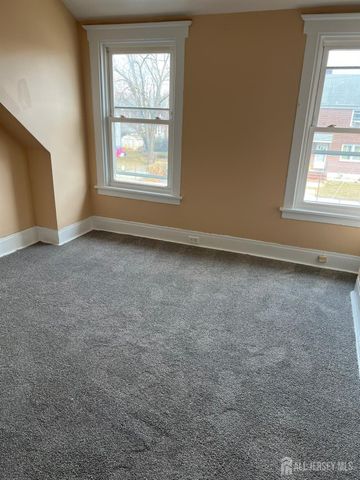 182 fulton Street, New Brunswick, NJ 08901