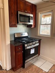 182 fulton Street, New Brunswick, NJ 08901